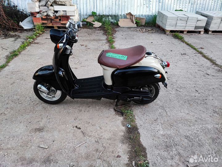 Скутер в ретро стиле Yamaha Vino 49 кубов