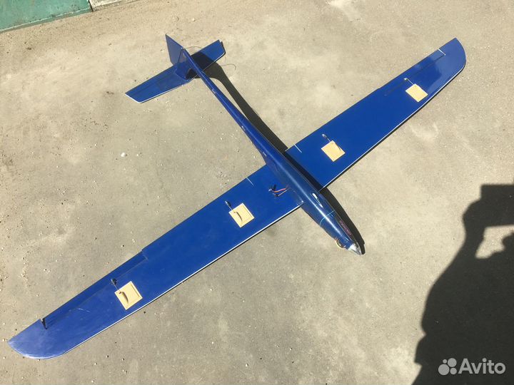 Радиоуправляемая модель планера с электромотором