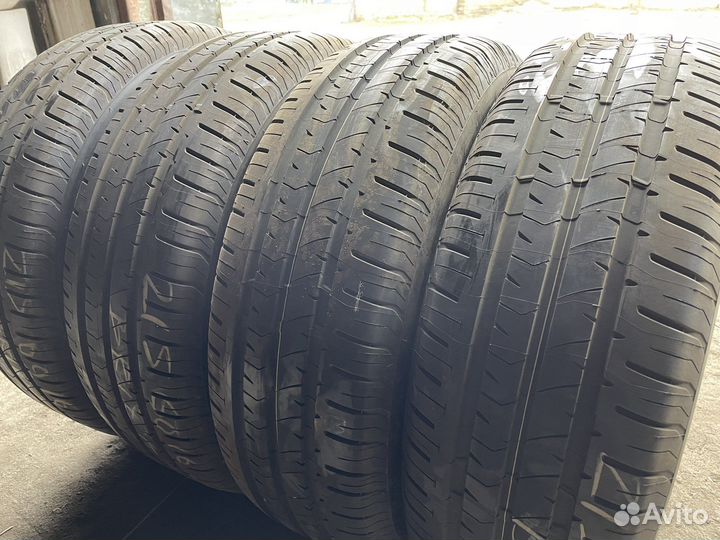 Bridgestone Ecopia EP300 215/60 R16