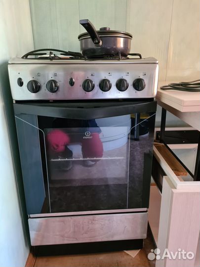 Продам холодильник рабочий бу