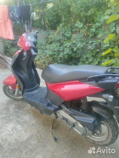 Продаю скутер