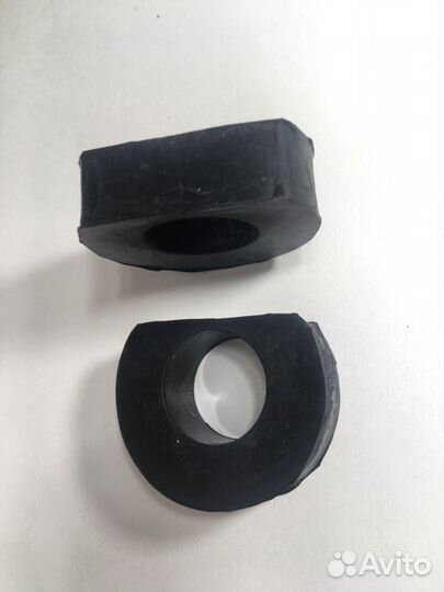 Опора Бензобака ява 638