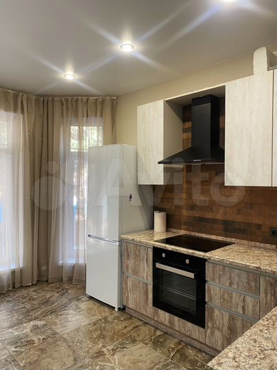 1-к. квартира, 43 м², 2/5 эт.