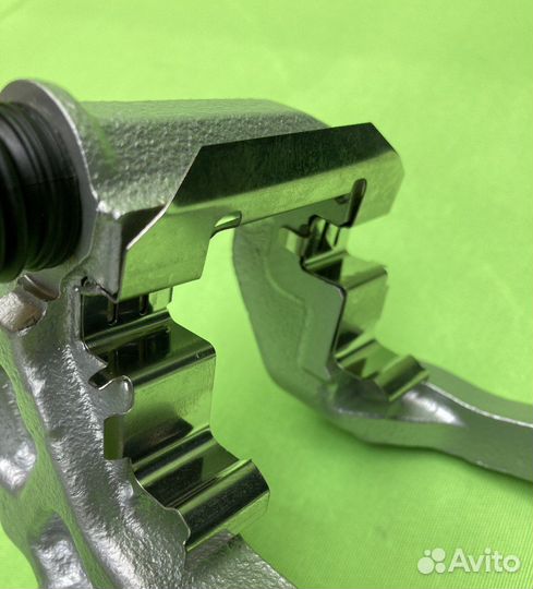 Тормозной суппорт Infinity Nissan Renault