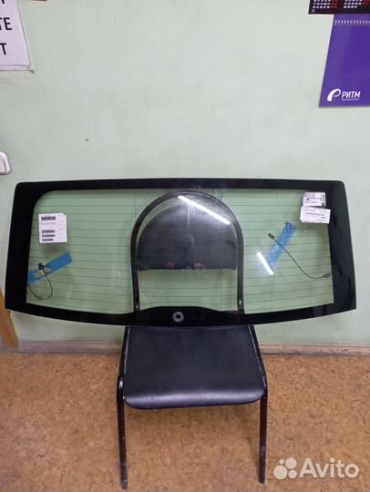 Стекло на заднюю крышку багажника BMW
