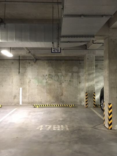 Машиноместо