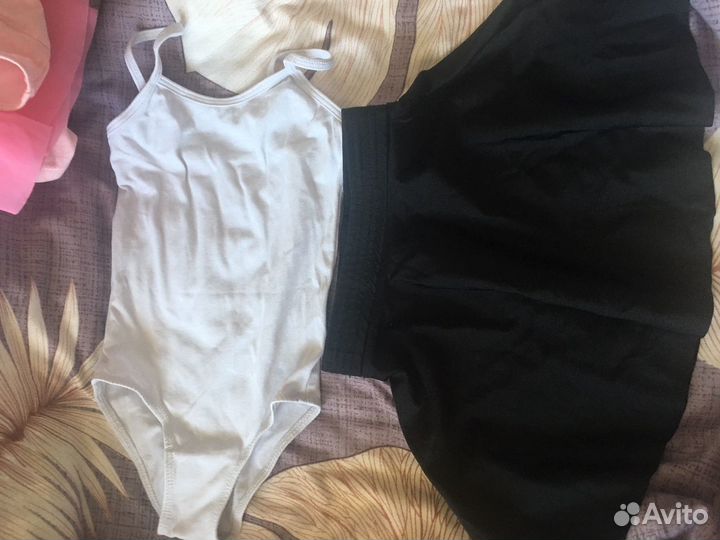 Купальник спортивный и юбка для девочки 98-104