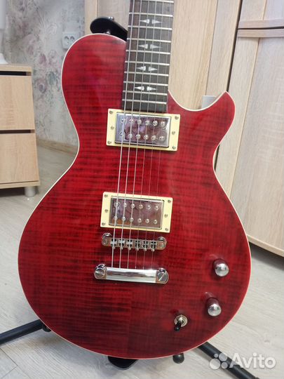 Michael Kelly Guitars Patriot
