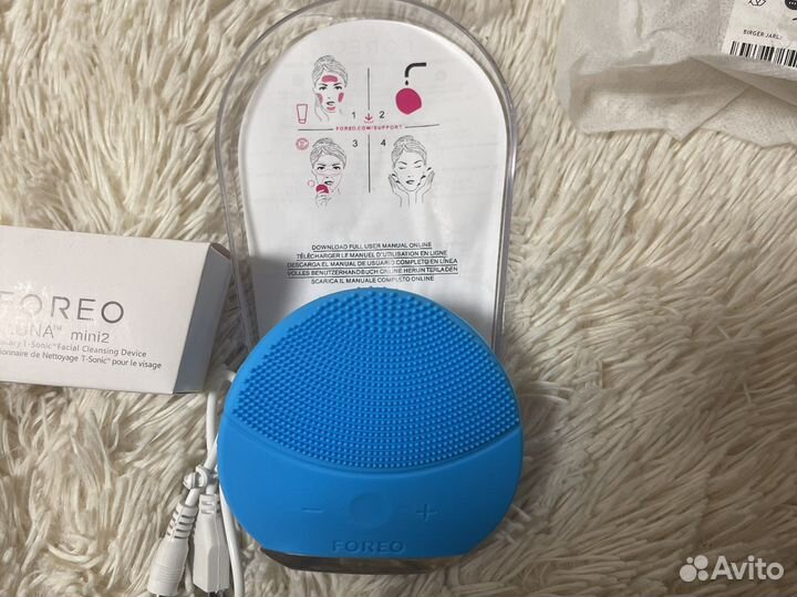 Щетка для чистки лица