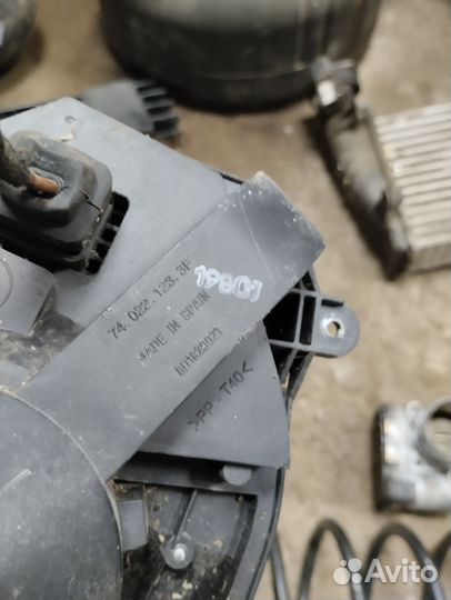 Моторчик печки Volkswagen Passat B5 GP 74.022.123