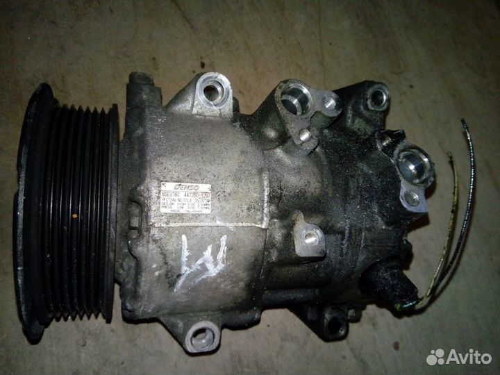 Компрессор кондиционера Lexus is220