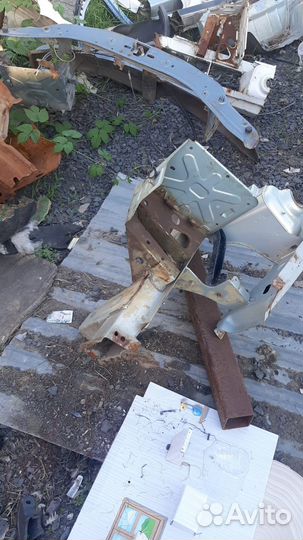 Лонжерон левый renault logan,лада largus