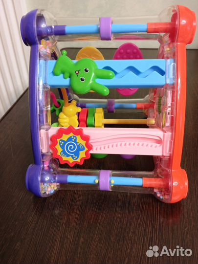 Развивающая игрушка для малышей