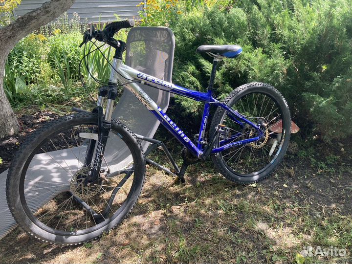 Любимый горный Велосипед в хорошем состоянии