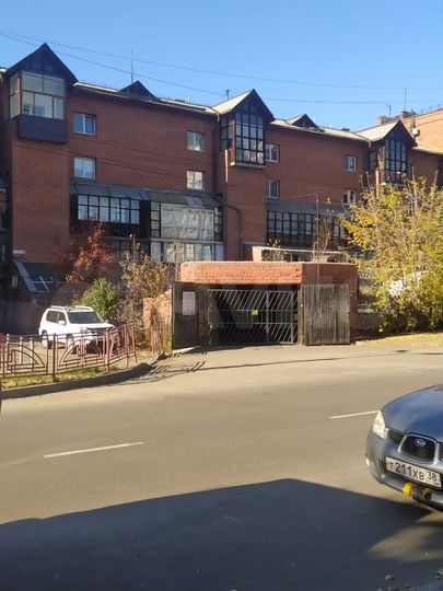 Машиноместо, 18 м²