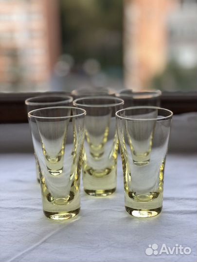 Хрустальные рюмки, графин