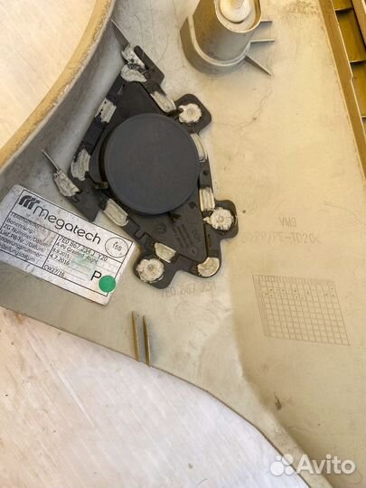 Обшивка стойки Volkswagen Transporter T6