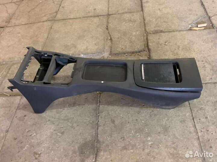 Подлокотник e92 bmw