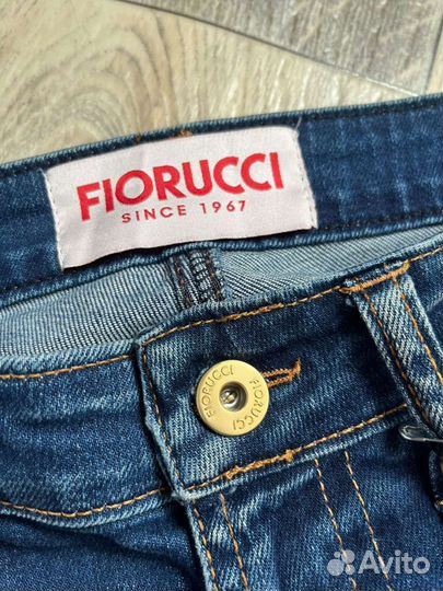 Джинсы женские Fiorucci 26