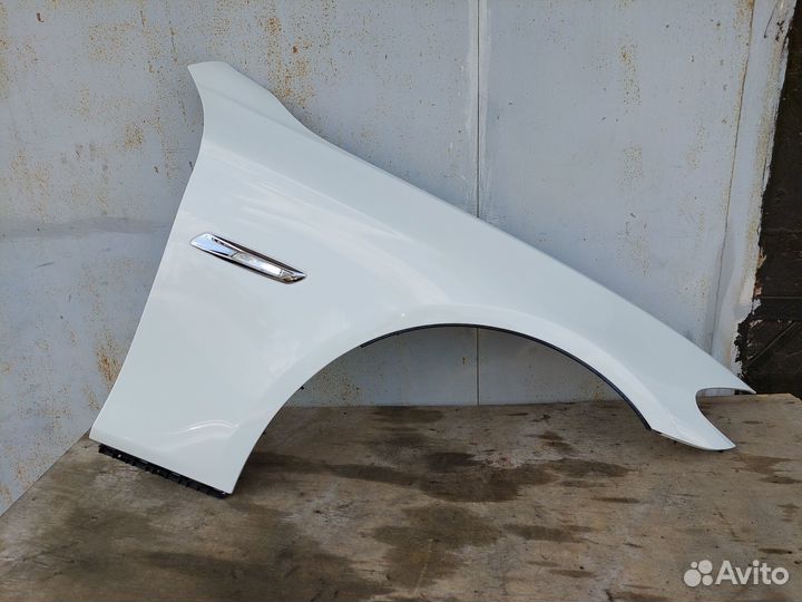 Переднее правое крыло BMW F10 F11