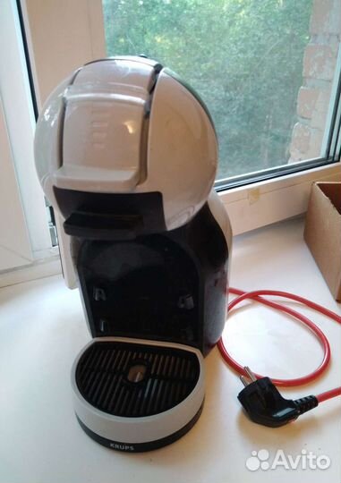 Капсульная кофемашина Nescafe Dolce Gusto Mini Me