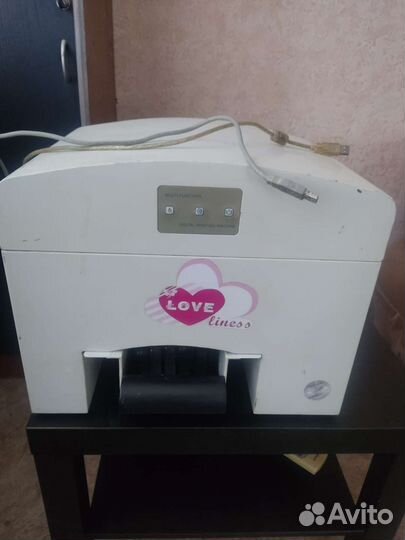 Принтер для печати на ногтях