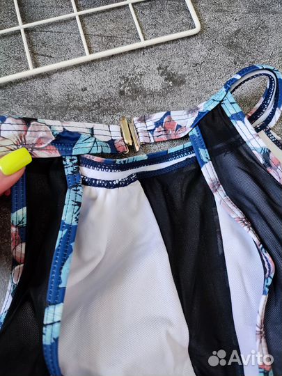 Женский купальник размер 52 новый