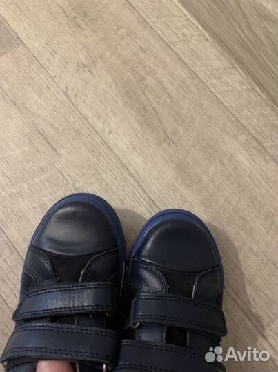 Кроссовки bartek