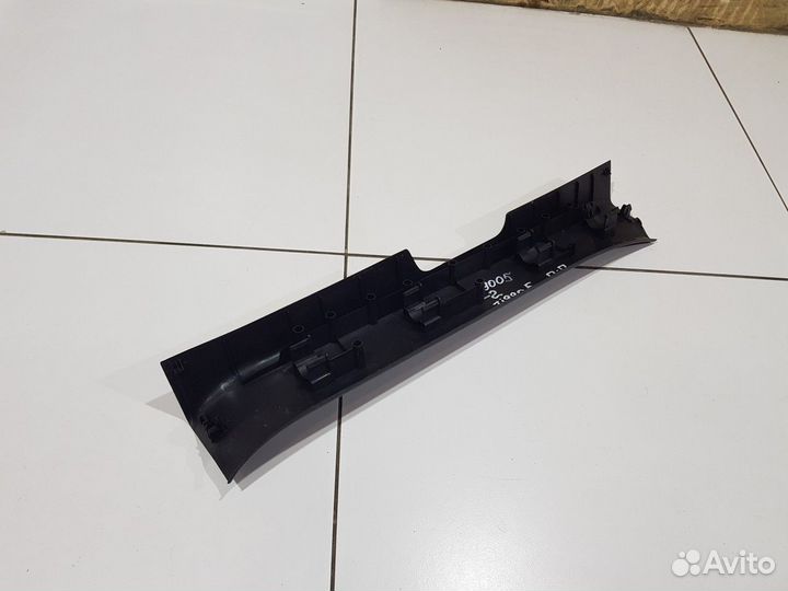 Накладка порога передняя правая (Chery Tiggo 5)