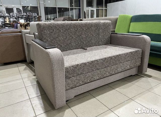 Диван Лебедь