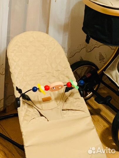 Шезлонг детский новый