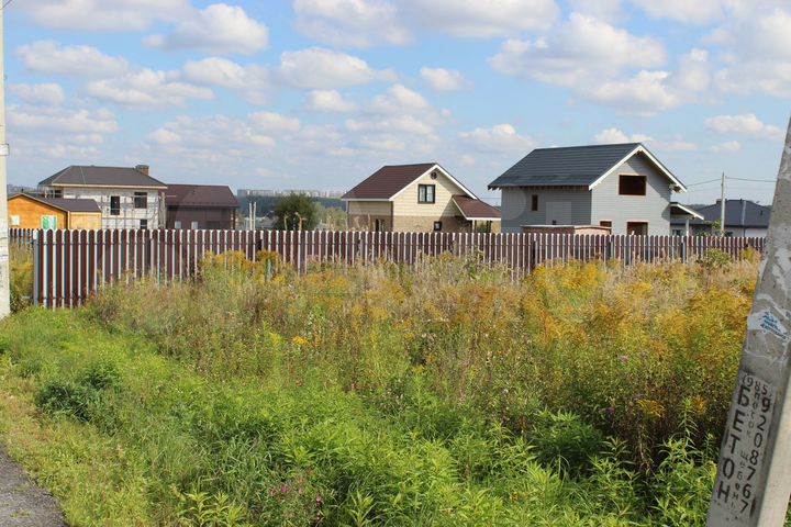 Участок 7 сот. (ИЖС)