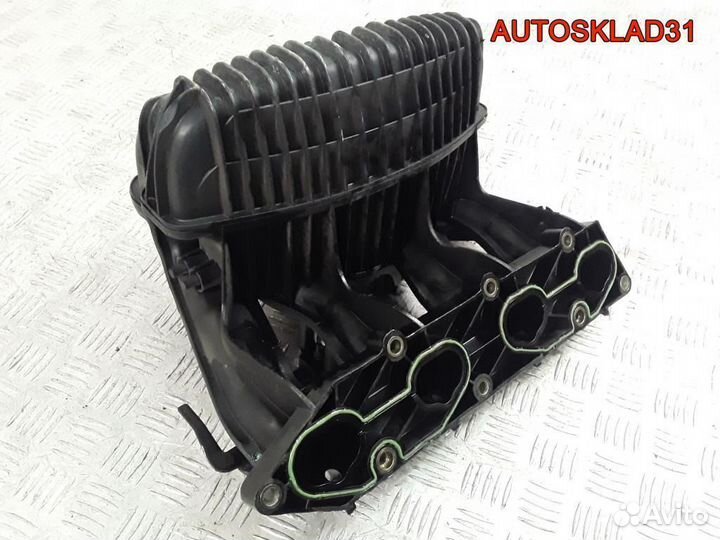 Коллектор впускной Mercedes Benz W203 A1111412001