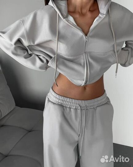 Костюм спортивный женский