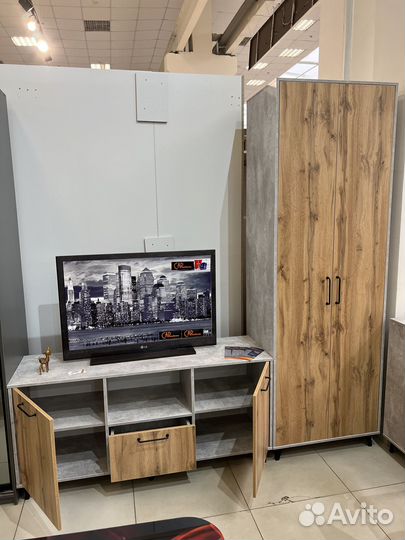 Тумба под телевизор