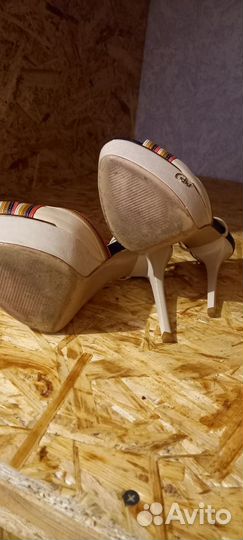 Босоножки женские 36 размер бу