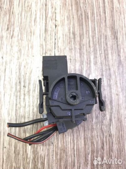 Контактная группа замка зажигания Opel Meriva A