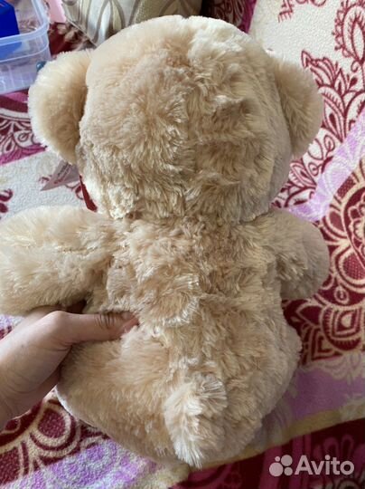Плюшевый медведь