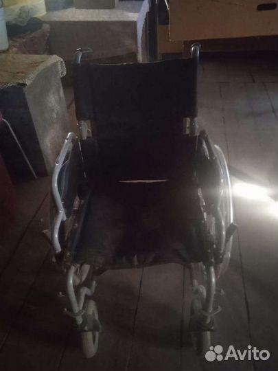 Инвалидная коляска