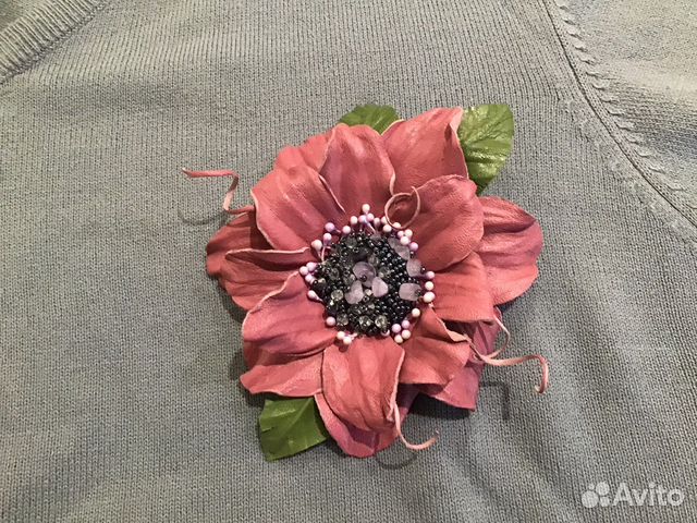 Броши - заколки из кожи