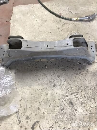 Honda civic 4D креление рычагов, усилитель задний