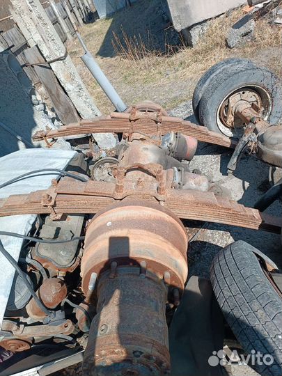 Задний мост