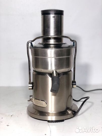 Соковыжималка Bork S800