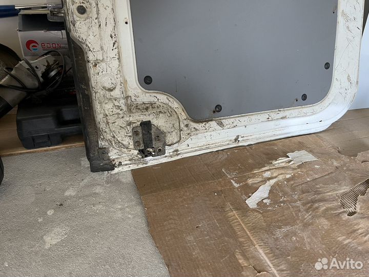 Двери Мерседес Спринтер 906