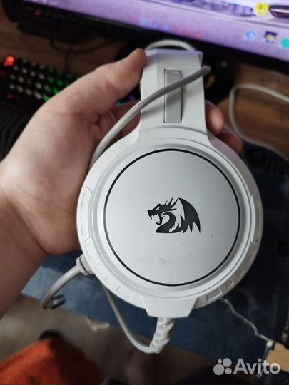 Игровые наушники