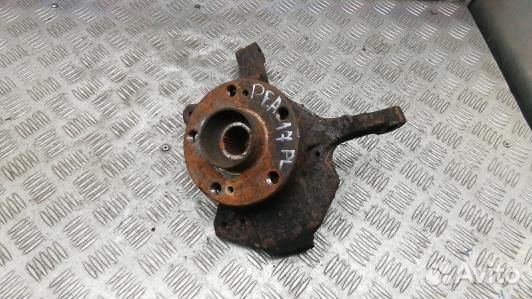 Ступица передняя левая renault espace 4 (PEA17K901