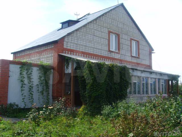 Коттедж 178 м² на участке 10 сот.