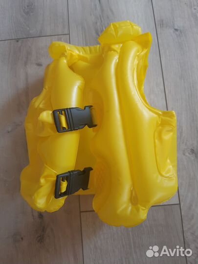 Жилет для плавания детский