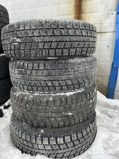 Продам диски с резиной зимней 4/100