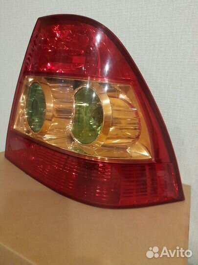 Фонарь задний правый Тойота Королла 120